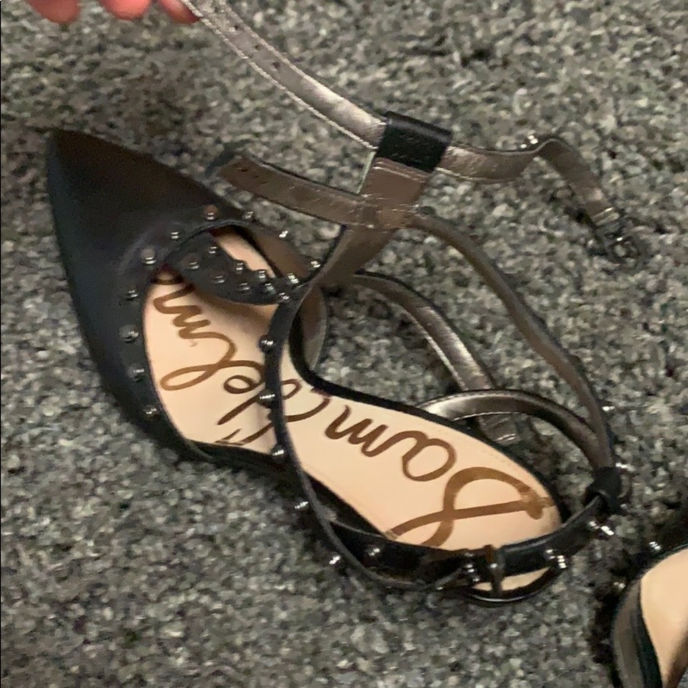 Shoes - Picture 5 of 5